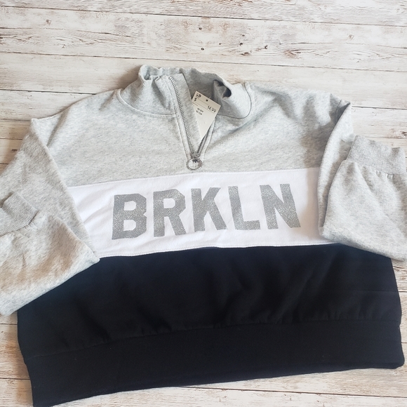 H&M "BRKLYN" Girls Sweater. Size 10-12 Years. - Picture 3 of 3